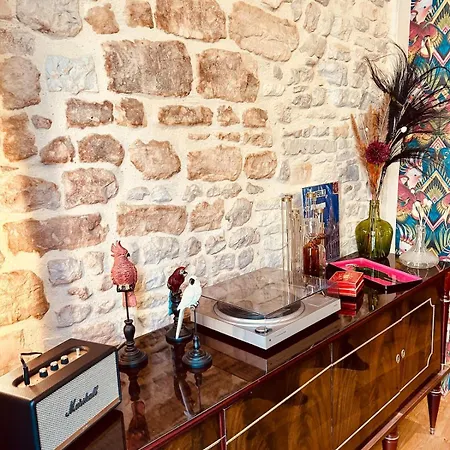 La Maitrise A Holiday home Bayeux