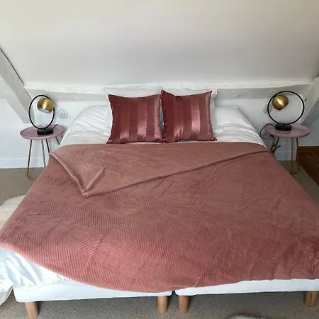 بيت للعطل La Maitrise A *